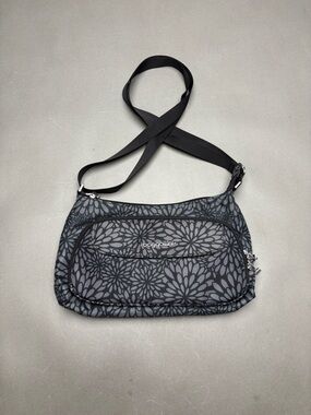 Baggallini Small Black Floral-Pattern Crossbody Bag